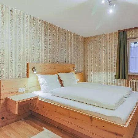 Glonersbuehelhof 2 * ヴェステンドルフ